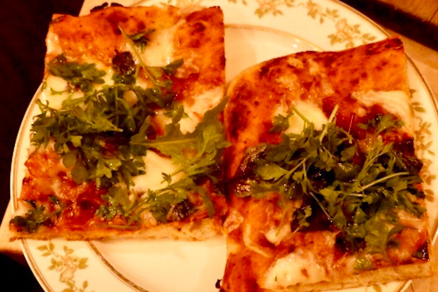 Olioveto Recipe: Pizza Al Taglio with Arugula and Fresh Mozzarella